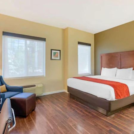 Comfort Inn & Suites Near Ontario Airport Kültér fotó