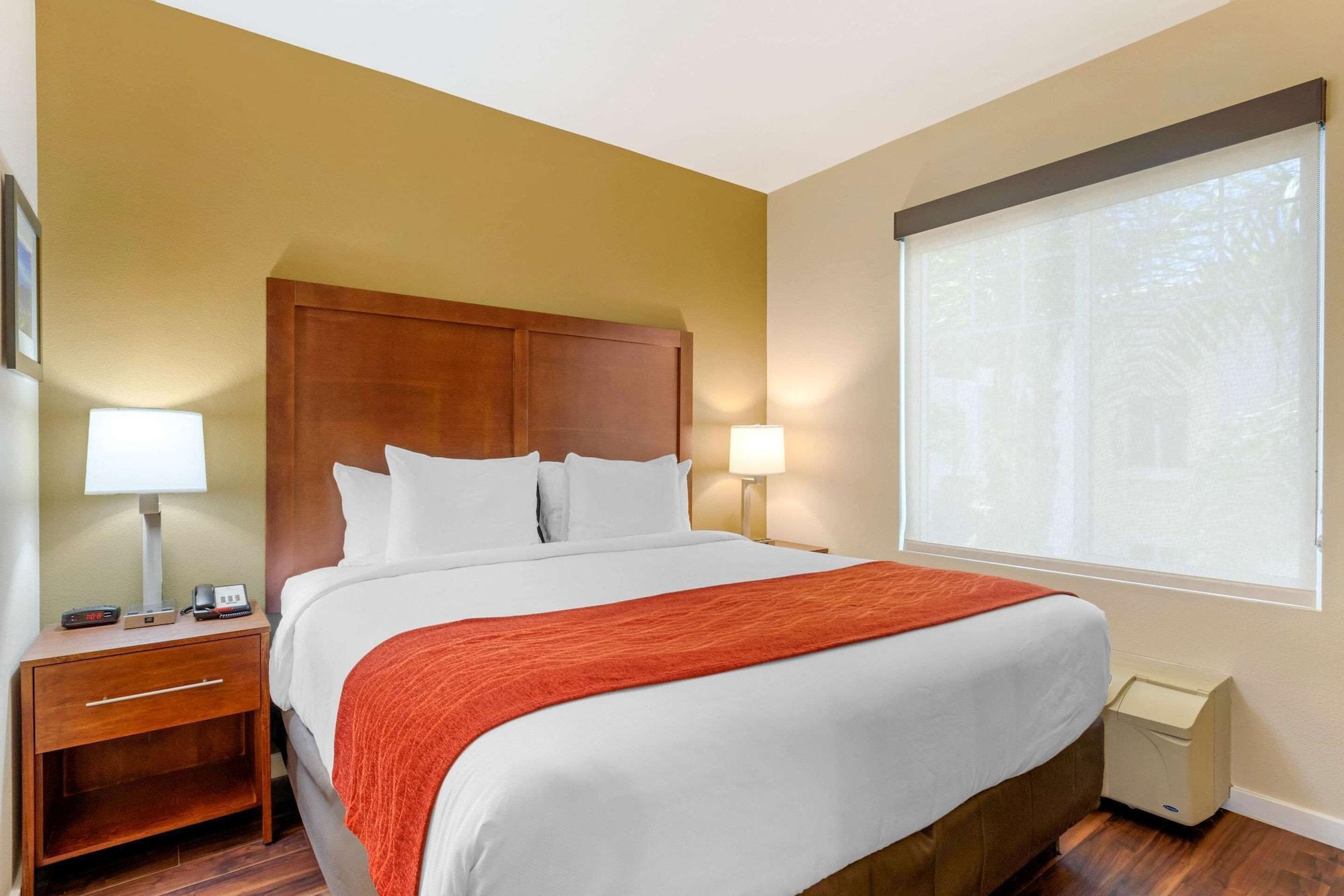 Comfort Inn & Suites Near Ontario Airport Kültér fotó