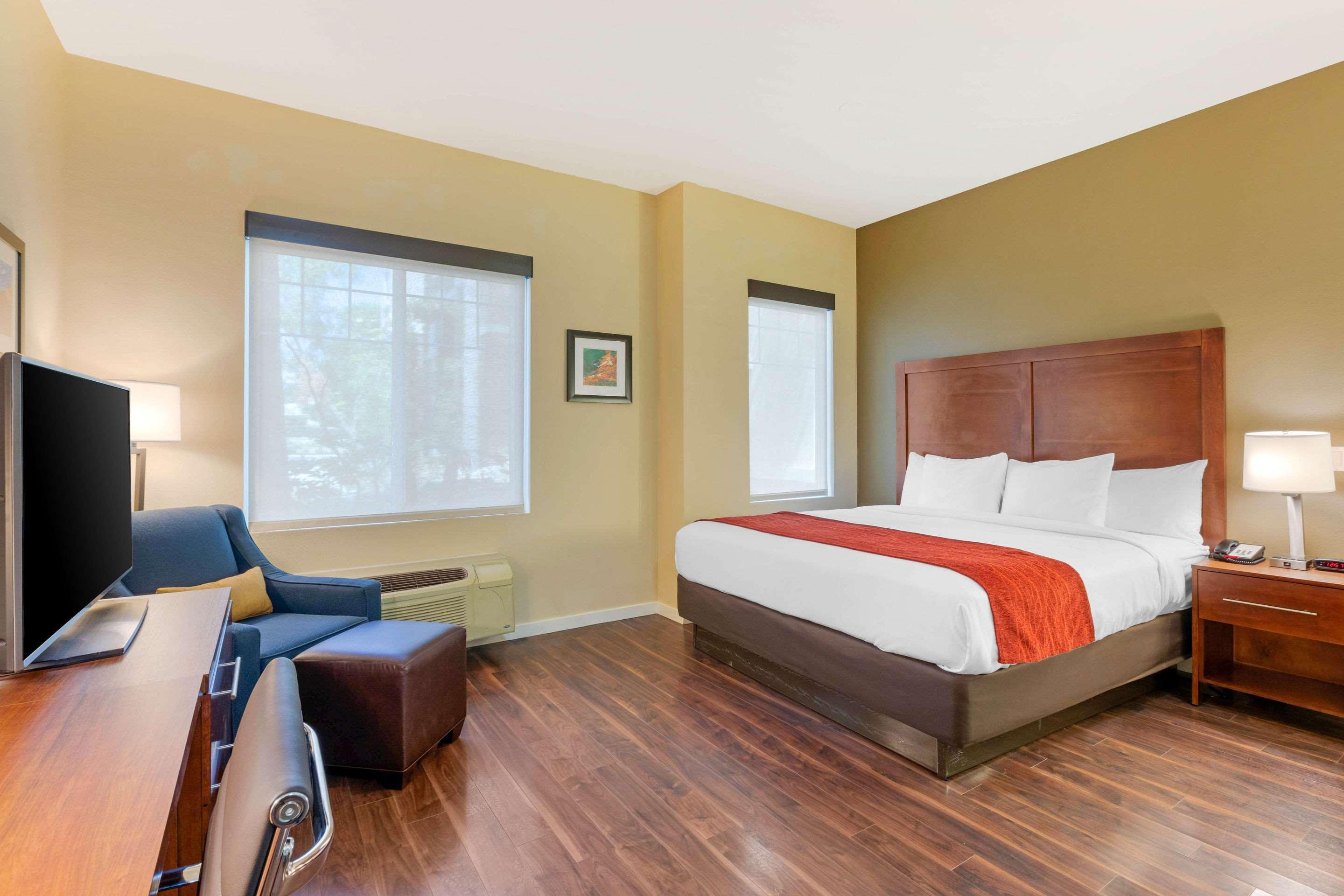 Comfort Inn & Suites Near Ontario Airport Kültér fotó