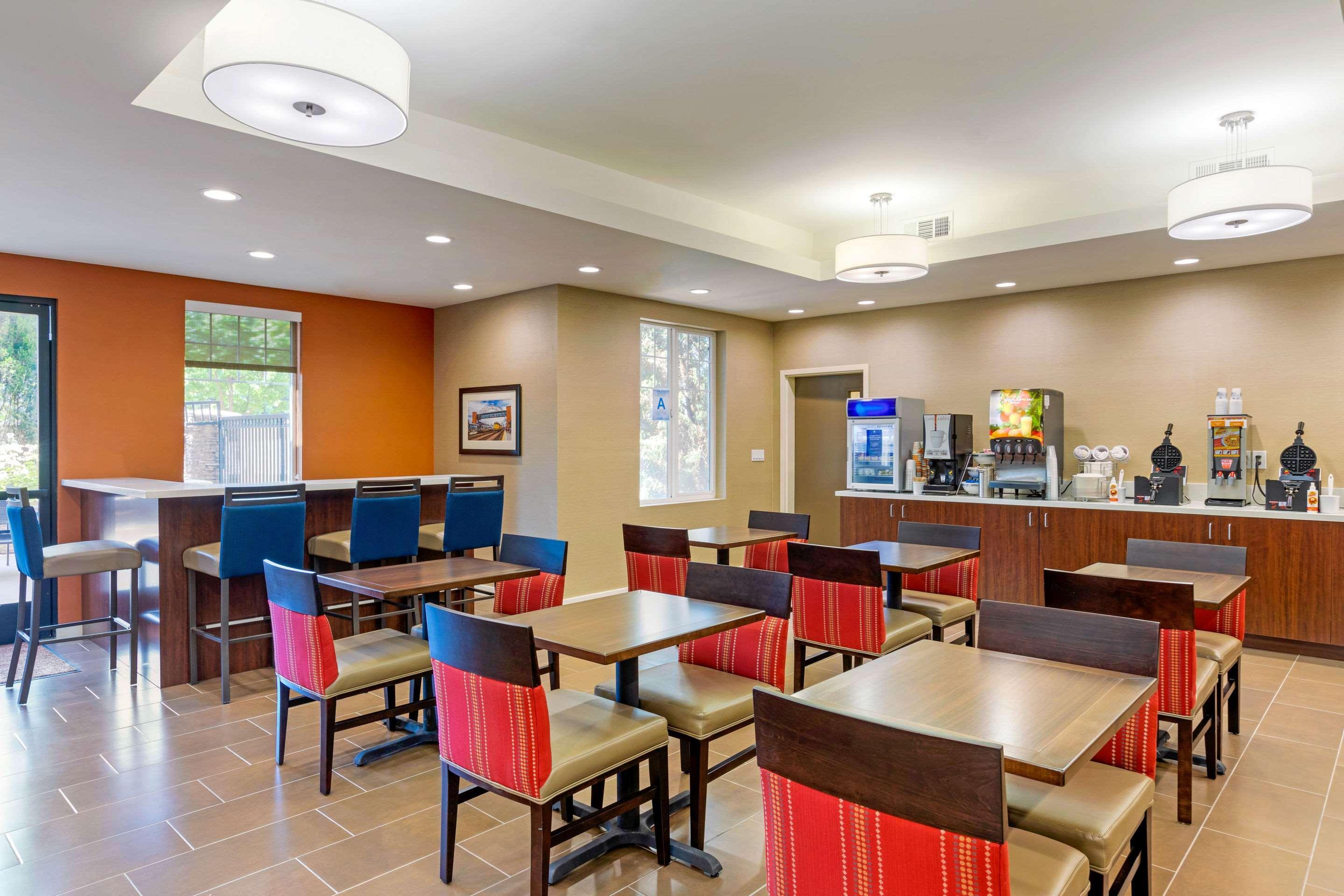 Comfort Inn & Suites Near Ontario Airport Kültér fotó