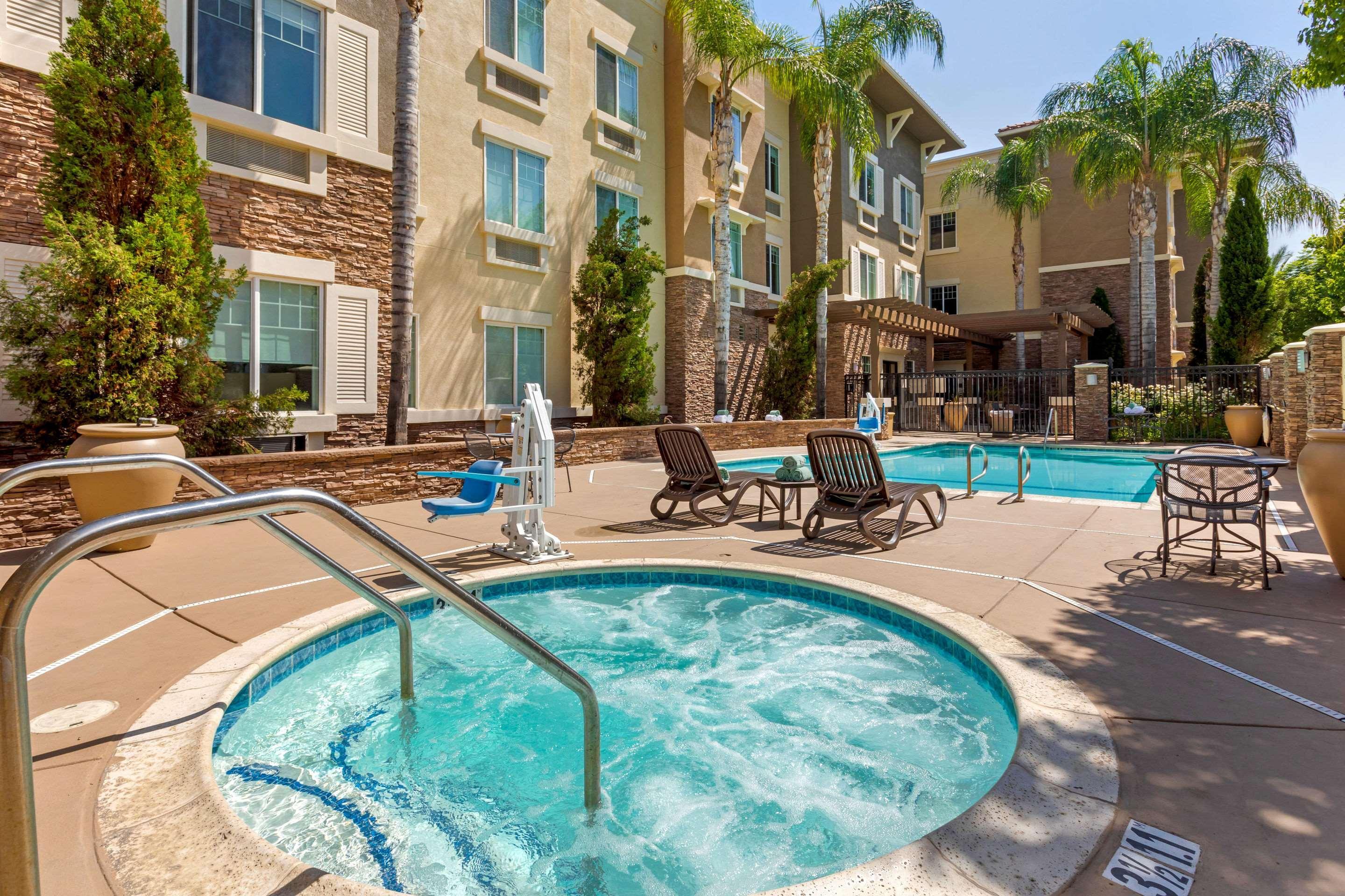 Comfort Inn & Suites Near Ontario Airport Kültér fotó