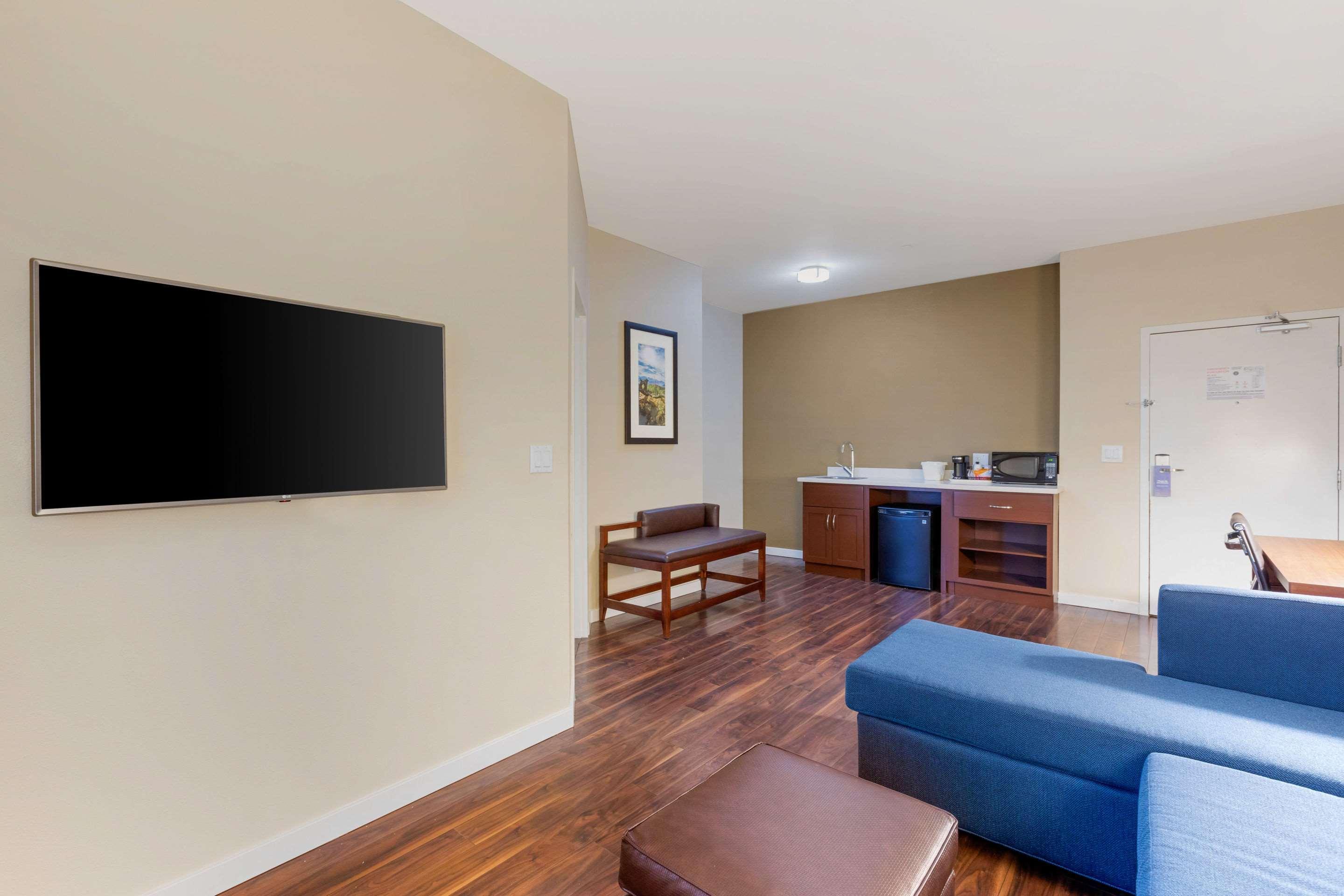 Comfort Inn & Suites Near Ontario Airport Kültér fotó