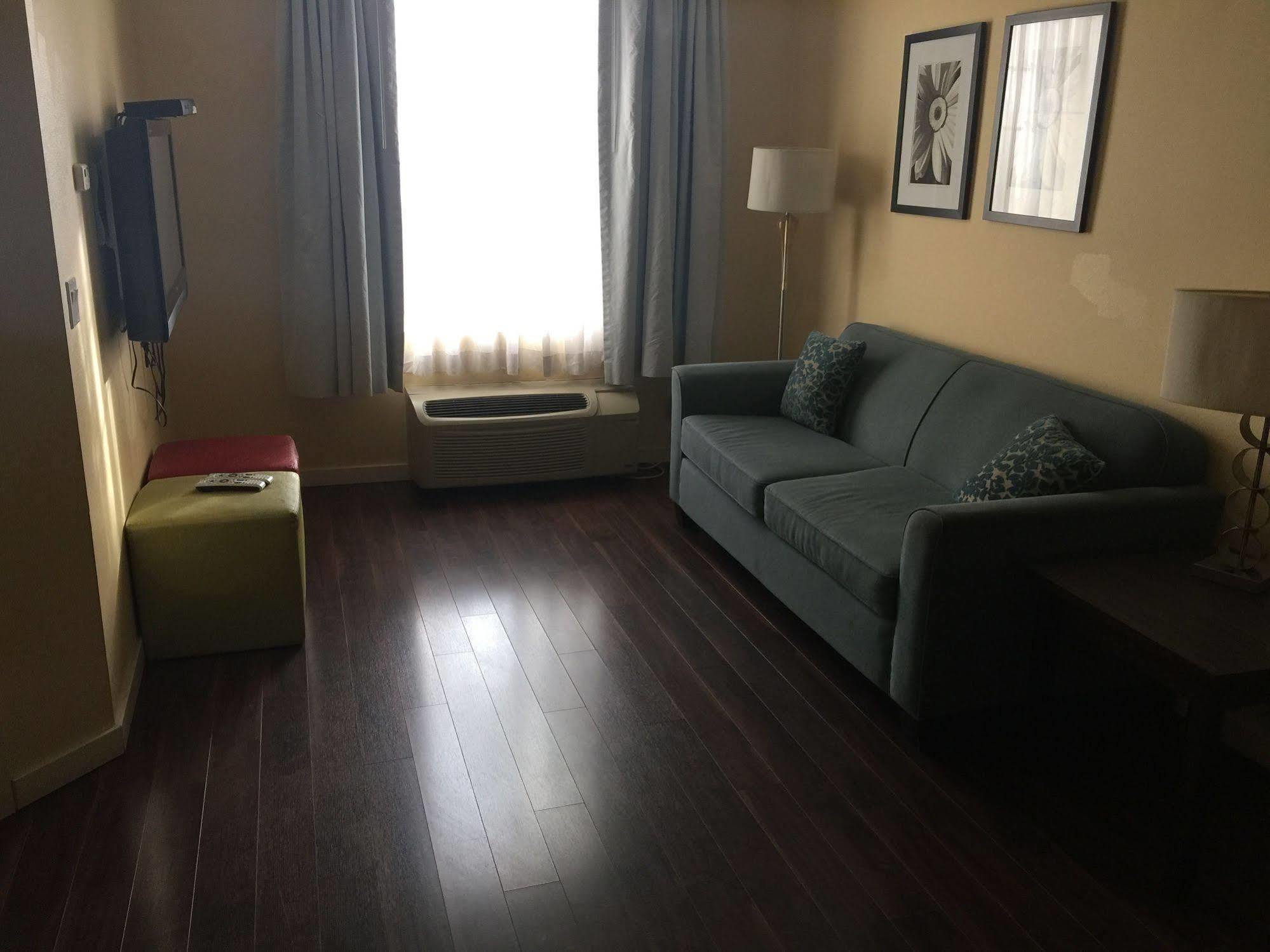Comfort Inn & Suites Near Ontario Airport Kültér fotó