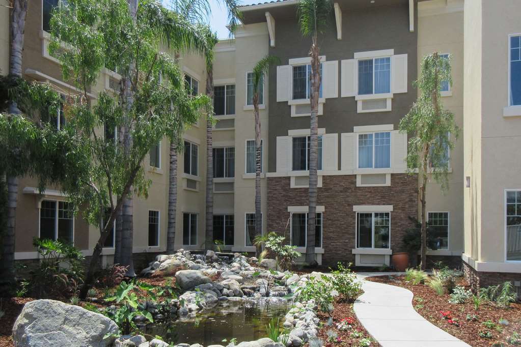 Comfort Inn & Suites Near Ontario Airport Kültér fotó